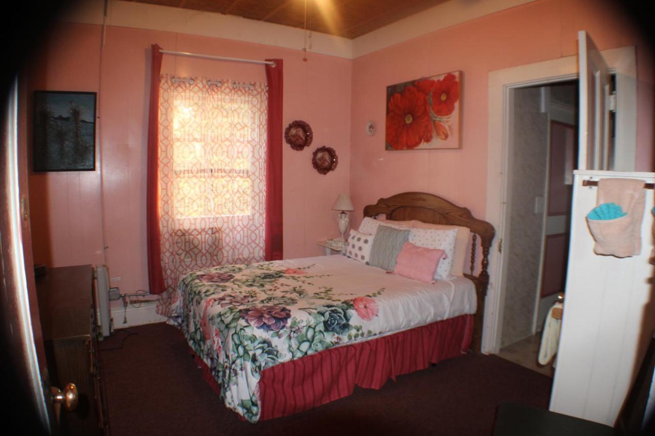 The At Castle Rock 3* Bisbee