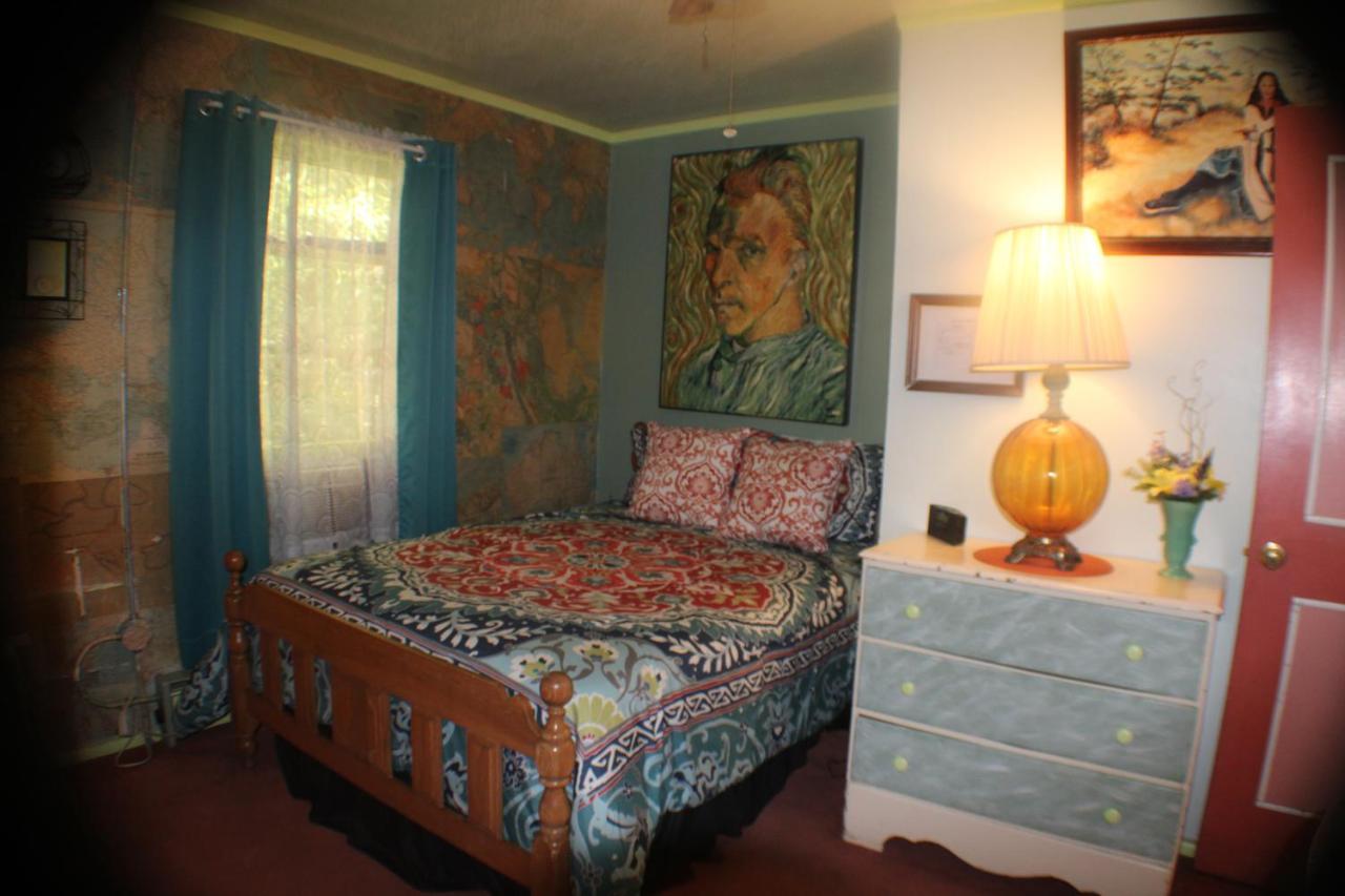 The At Castle Rock Bisbee